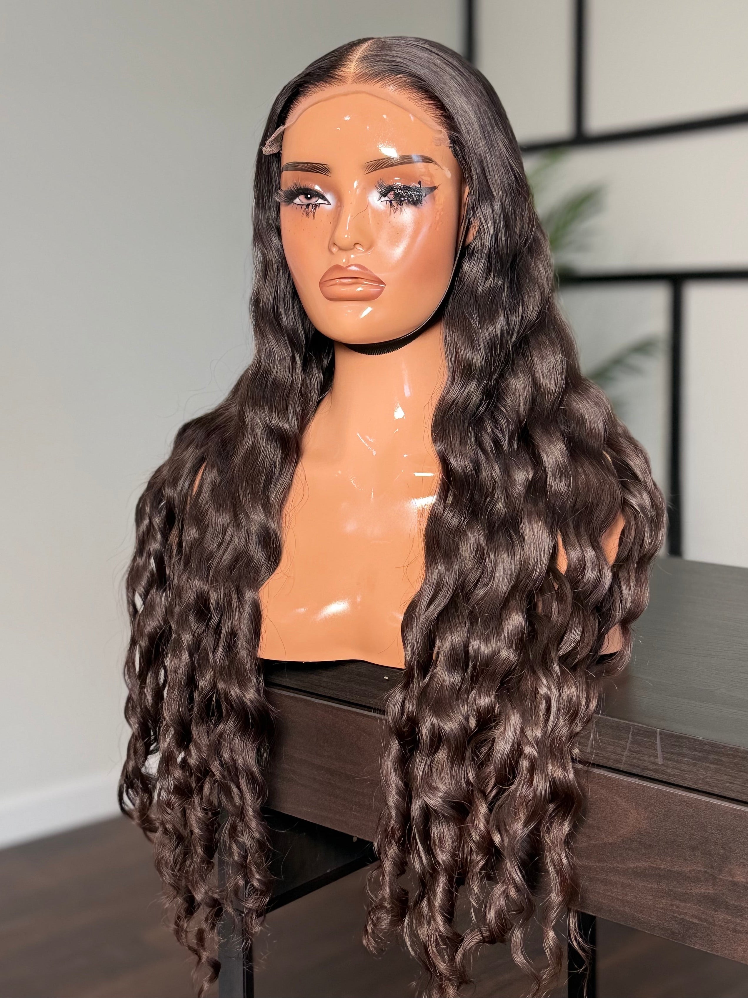 Kira wavy